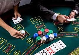 Langkah-langkah menggunakan e-wallet untuk deposit di seri77 ditampilkan di layar smartphone